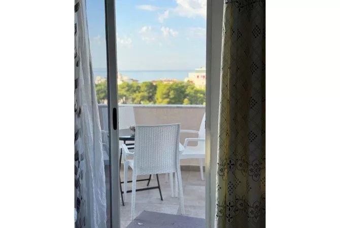 Shtepi me qera 1+1 ne Durres - 300 Euro