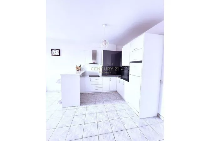 Shtepi me qera Apartament ne Durres, 1+1, Mobilimi E mobiluar, Pagesa 300  Euro.