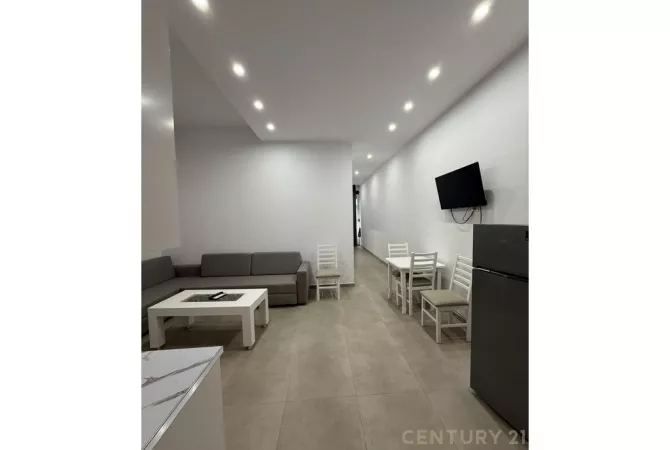 Shtepi me qera 2+1 ne Tirane - 600 Euro