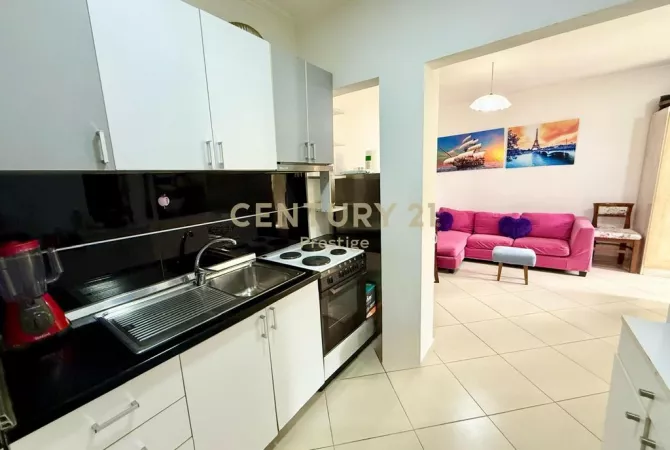 Shtepi me qera Apartament ne Tirane, 1+1, Mobilimi E mobiluar, Pagesa 550  Euro.