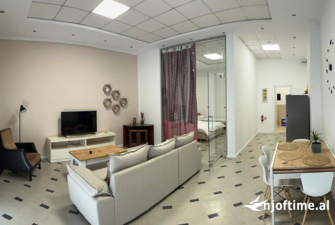 Shtepi me qera 1+1 ne Tirane - 60,000 Leke