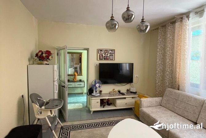 Shtepi ne shitje 1+1 ne Tirane - 74,000 Euro