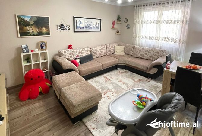 Shtepi ne shitje 2+1 ne Tirane - 180,001 Euro