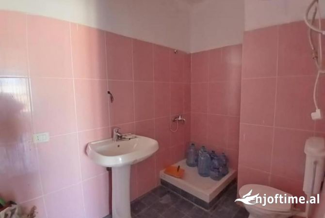 Shtepi ne shitje 1+1 ne Tirane - 79,100 Euro
