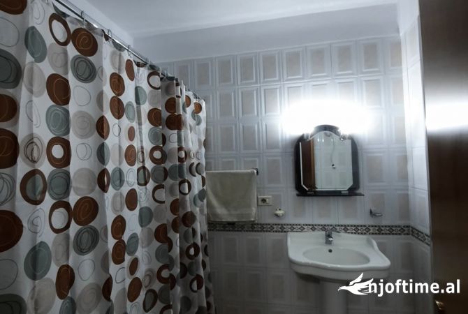 Shtepi me qera 2+1 ne Tirane - 500 Euro