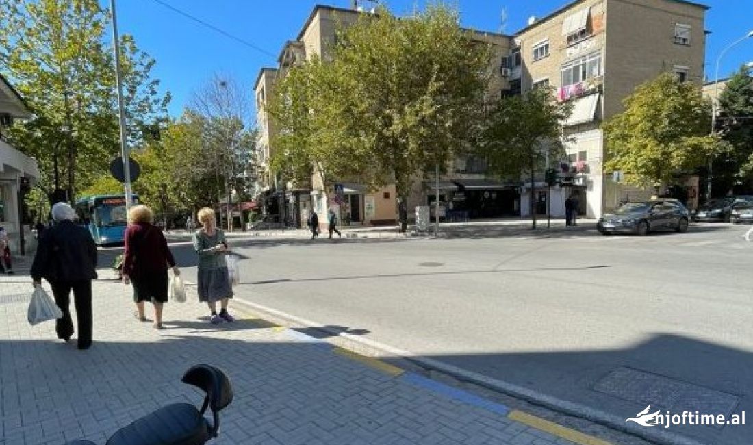 Shtepi ne shitje Apartament ne Tirane, 1+1, Mobilimi E mobiluar, Pagesa 87,001  Euro.