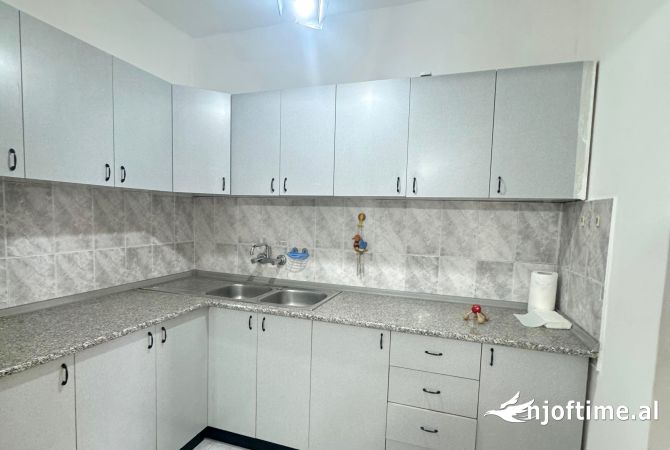 Shtepi ne shitje 2+1 ne Tirane - 100,100 Euro