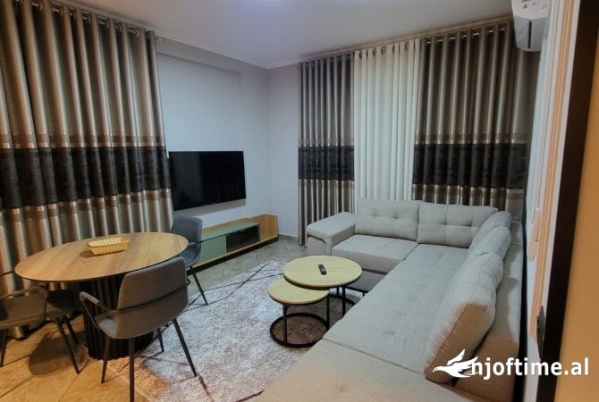 Shtepi me qera 2+1 ne Tirane - 510 Euro