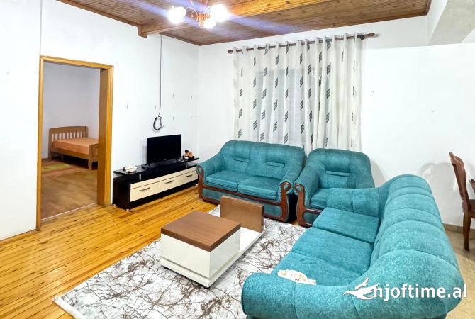 Shtepi me qera 2+1 ne Tirane - 500 Euro