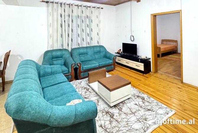 Shtepi me qera 2+1 ne Tirane - 499 Euro