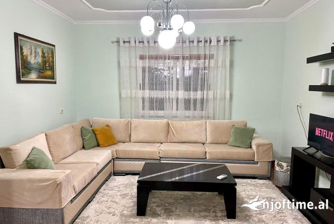 Shtepi me qera 2+1 ne Tirane - 399 Euro