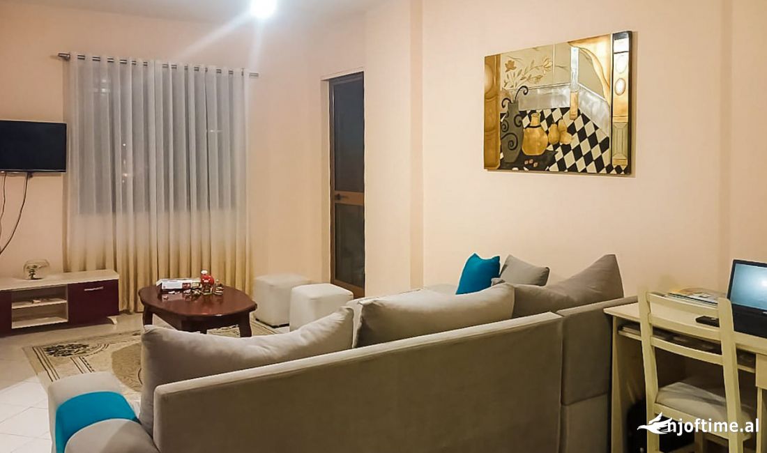 Shtepi ne shitje Apartament ne Tirane, 1+1, Mobilimi E mobiluar, Pagesa 109,900  Euro.