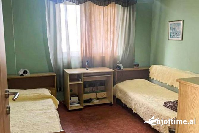 Shtepi me qera Apartament ne Tirane, 2+1, Mobilimi E mobiluar, Pagesa 600  Euro.