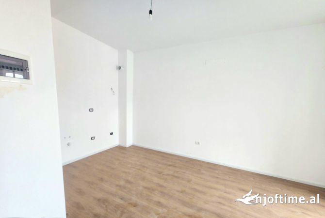 Shtepi ne shitje 1+1 ne Tirane - 90,007 Euro