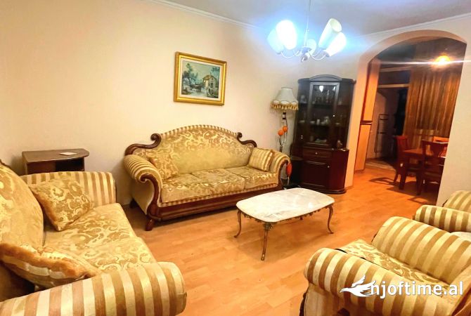Shtepi me qera 2+1 ne Tirane - 544 Euro