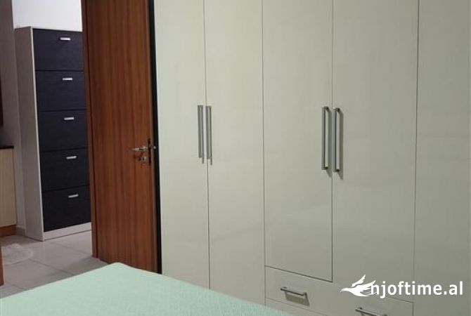 Shtepi me qera 2+1 ne Tirane - 550 Euro