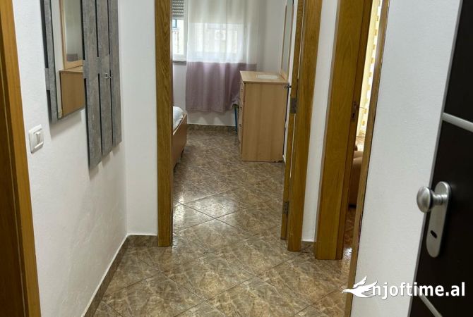 Shtepi me qera 1+1 ne Tirane - 555 Euro