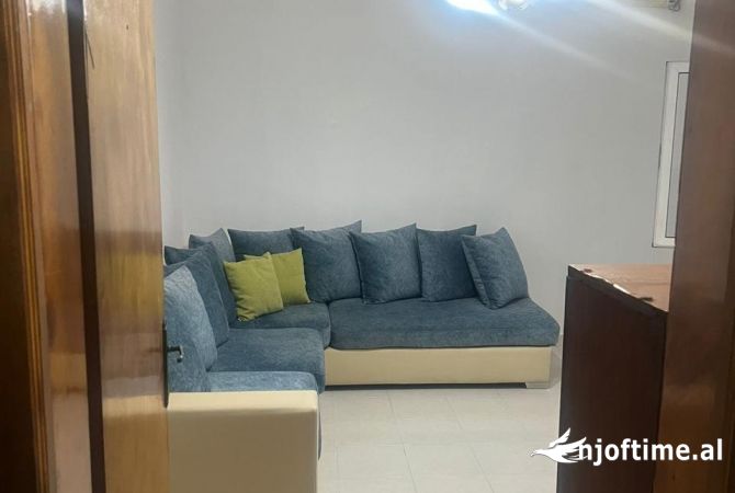 Shtepi me qera 3+1 ne Tirane - 721 Euro