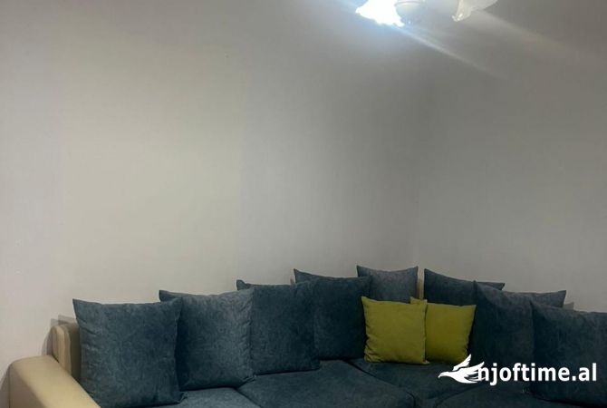 Shtepi me qera 3+1 ne Tirane - 721 Euro