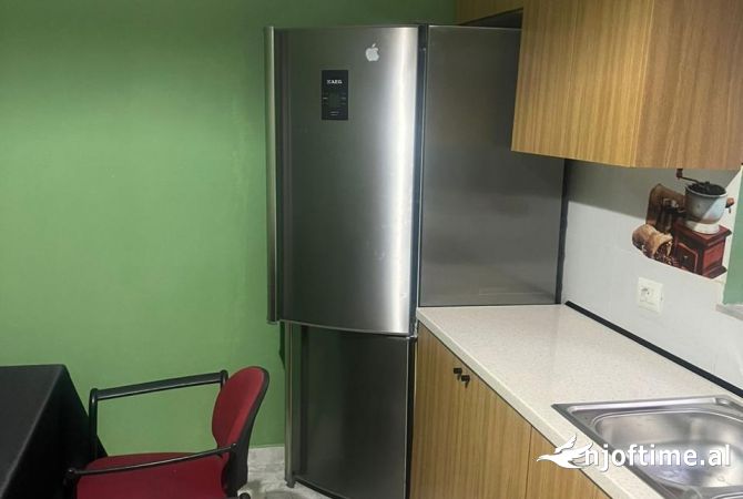 Shtepi me qera Apartament ne Tirane, 3+1, Mobilimi E mobiluar, Pagesa 721  Euro.