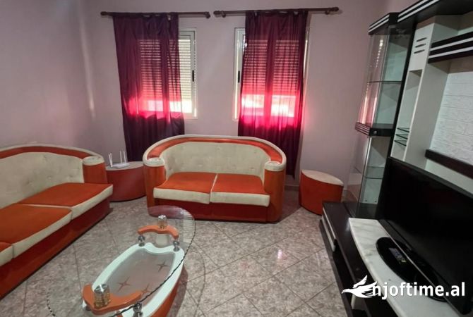 Shtepi me qera 3+1 ne Tirane - 404 Euro