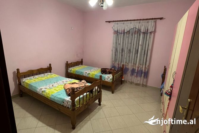 Shtepi me qera Apartament ne Tirane, 2+1, Mobilimi E mobiluar, Pagesa 451  Euro.