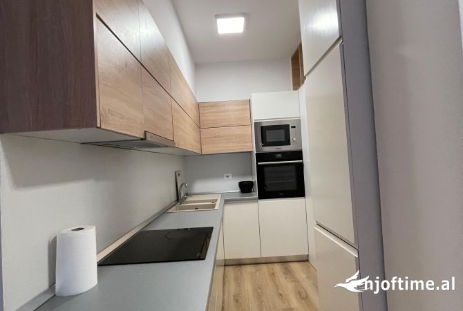 Shtepi me qera 1+1 ne Tirane - 549 Euro