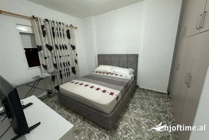 Shtepi me qera 2+1 ne Tirane - 504 Euro