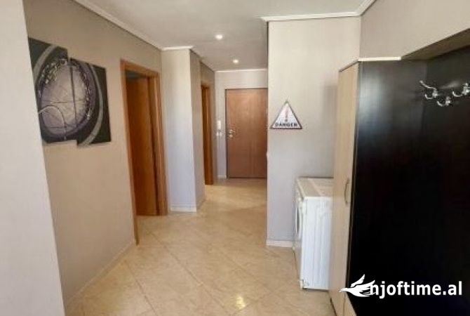 Shtepi ne shitje 2+1 ne Tirane - 200,002 Euro