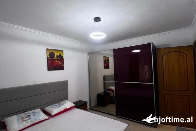 Shtepi me qera 1+1 ne Tirane - 450 Euro