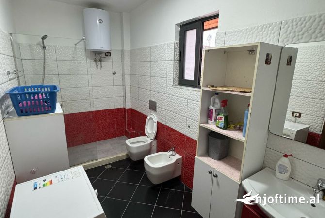 Shtepi me qera 2+1 ne Tirane - 501 Euro