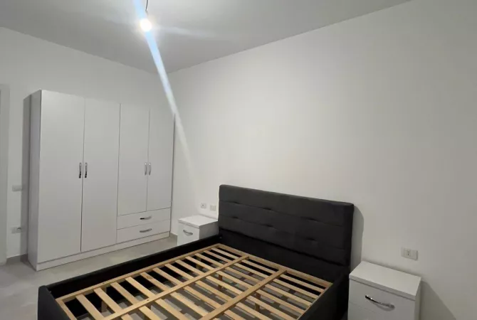 Shtepi me qera 1+1 ne Tirane - 500 Euro