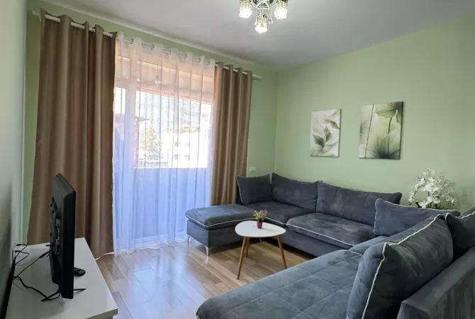 Shtepi me qera Apartament ne Tirane, 1+1, Mobilimi E mobiluar, Pagesa 750  Euro.
