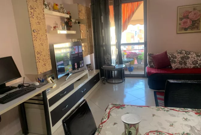 Shtepi ne shitje 1+1 ne Tirane - 110,000 Euro
