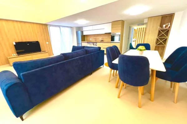 Shtepi me qera 2+1 ne Tirane - 1,401 Euro