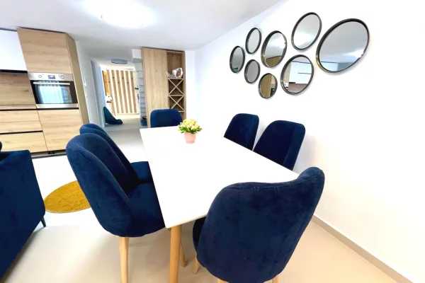 Shtepi me qera 2+1 ne Tirane - 1,401 Euro