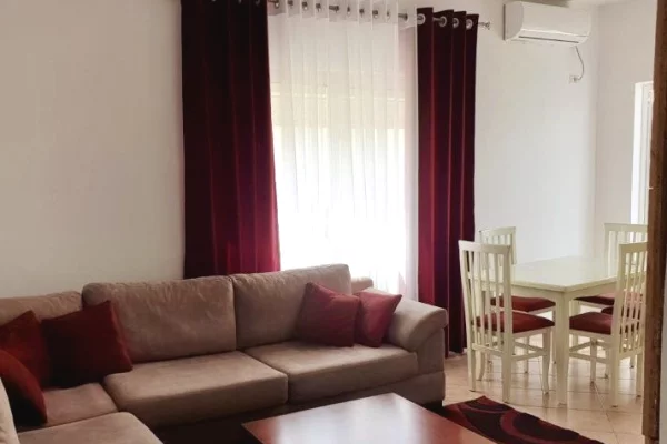 Shtepi me qera 1+1 ne Tirane - 350 Euro