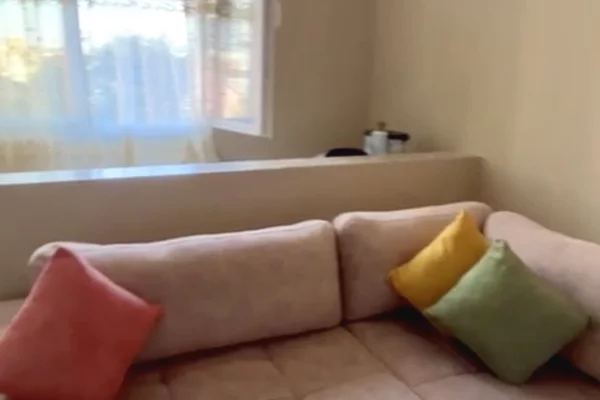 Shtepi me qera 1+1 ne Tirane - 399 Euro