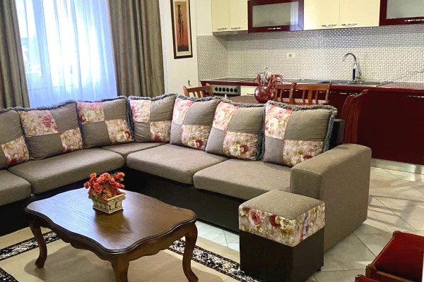 Shtepi me qera 1+1 ne Tirane - 401 Euro