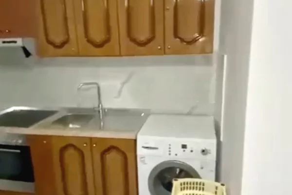 Shtepi me qera 1+1 ne Tirane - 380 Euro