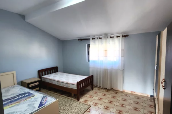 Shtepi me qera 2+1 ne Tirane - 450 Euro