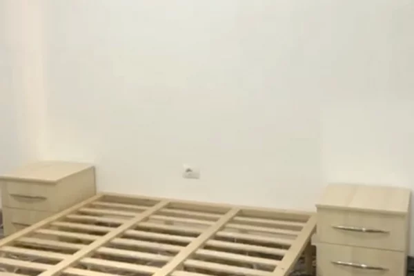 Shtepi me qera 2+1 ne Tirane - 379 Euro