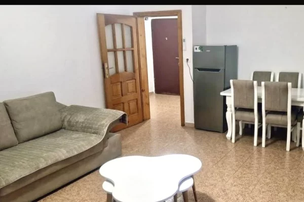 Shtepi me qera 1+1 ne Tirane - 449 Euro