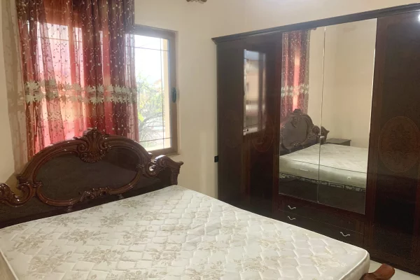 Shtepi me qera 2+1 ne Tirane - 399 Euro