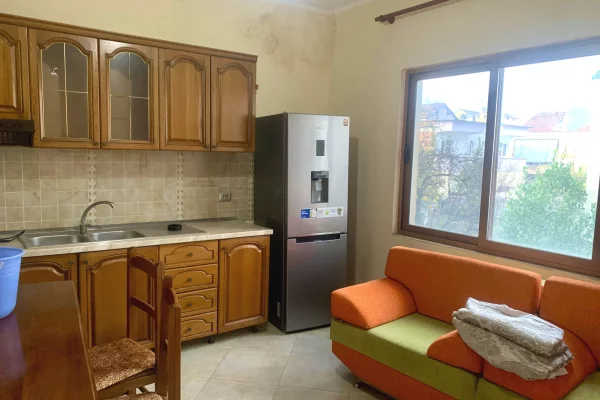 Shtepi me qera 2+1 ne Tirane - 399 Euro