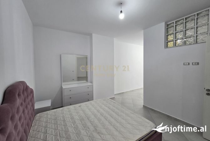 Apartment for rent in Durres 2+1, In Part