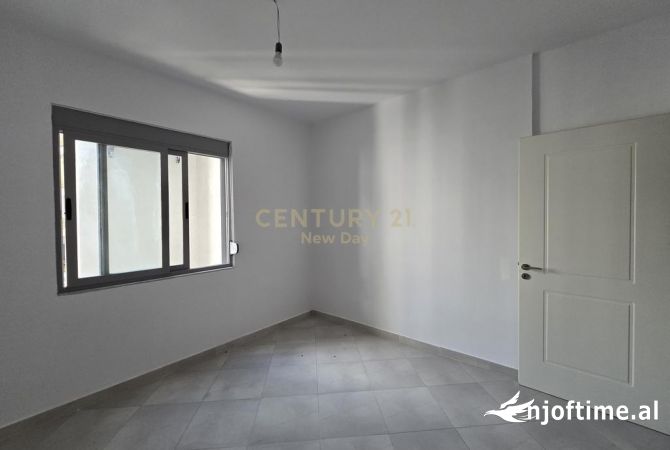 Shtepi me qera 2+1 ne Durres - 350 Euro