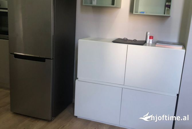Shtepi me qera 3+1 ne Tirane - 1,000 Euro