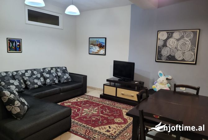 Shtepi ne shitje 1+1 ne Tirane - 100,000 Euro