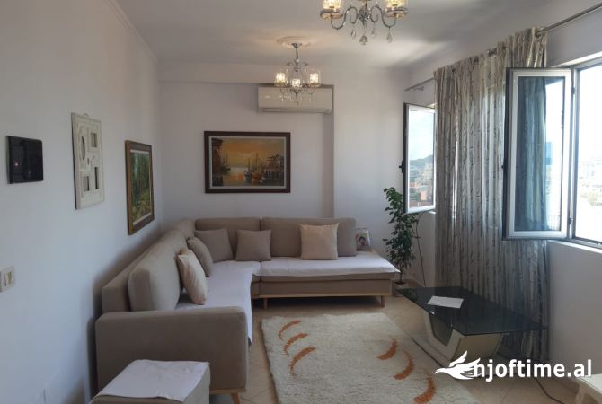 Shtepi me qera 2+1 ne Tirane - 600 Euro